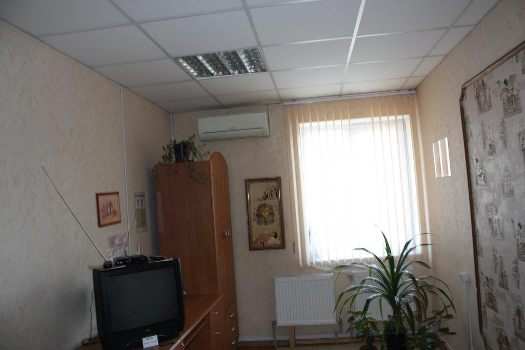Motel Pid Strihoyu Kremenchuk Bilik gambar